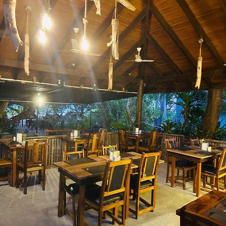 Thundi Sea View Hotel Fulidhoo Bagian luar foto